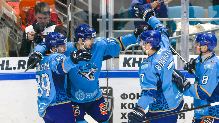 «Барыс» в матче с «Авангардом»