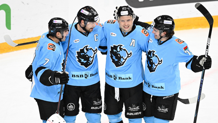 «Динамо» Минск в игре с «Локомотивом»