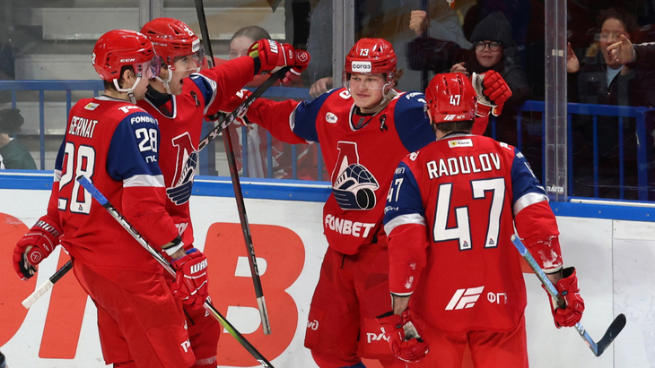 «Локомотив» в матче со «Спартаком»