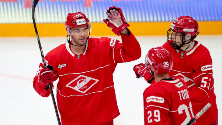 «Спартак» разгромил «Сибирь»