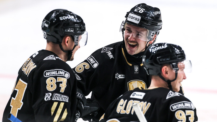 «Трактор» разгромил «Сибирь»