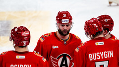 «Автомобилист» разгромил «Локомотив»