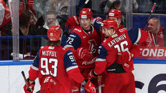 «Локомотив» повел в серии