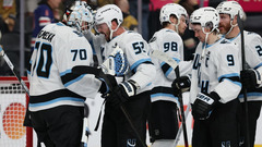 «Юта» повела в серии