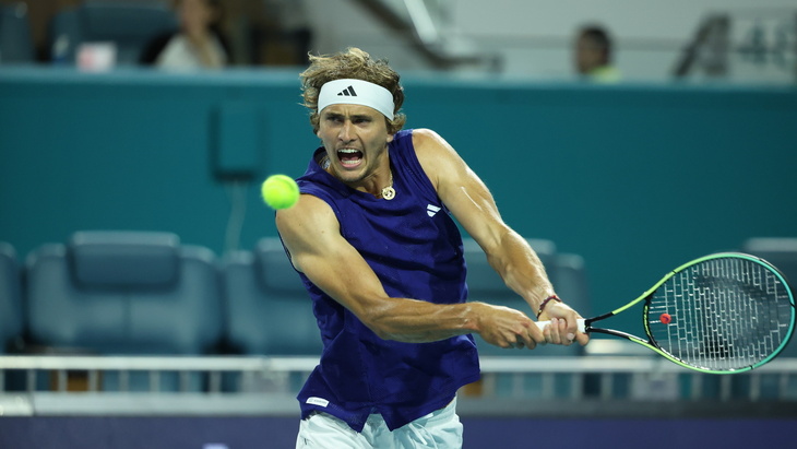 Александр Зверев