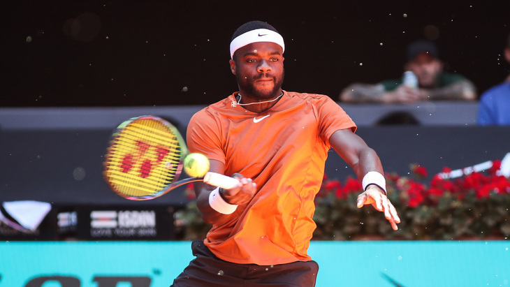 Фрэнсис Тиафо