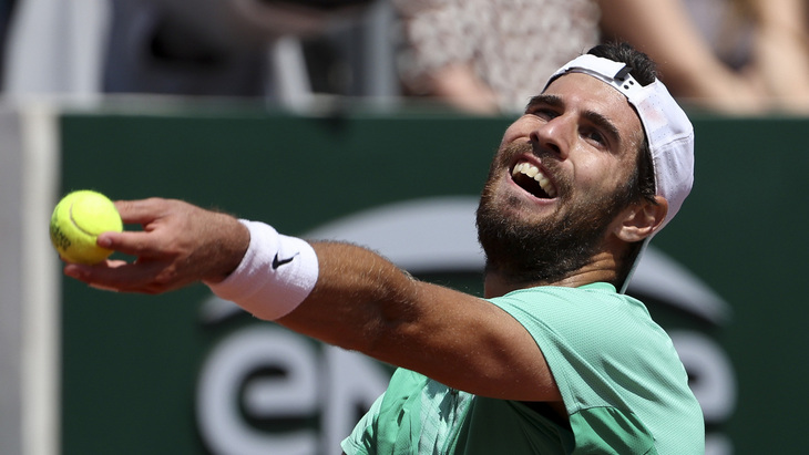 Карен Хачанов