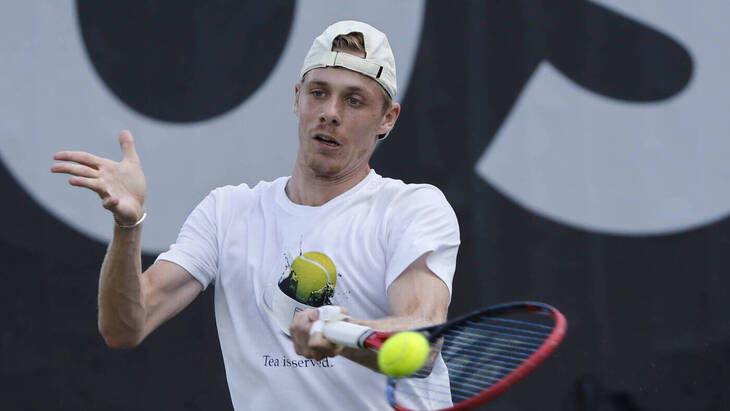 Денис Шаповалов