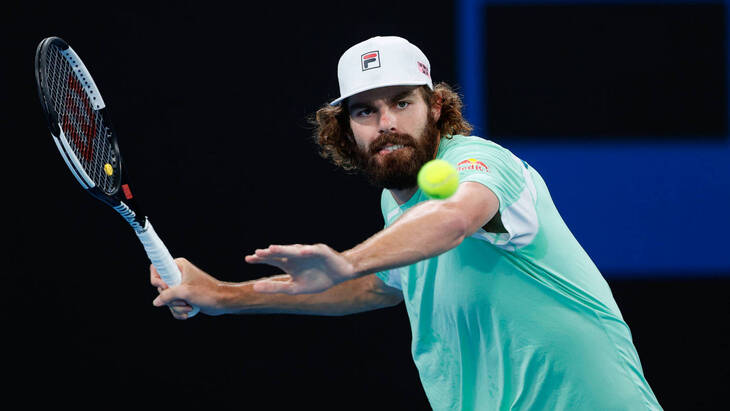 Райли Опелка