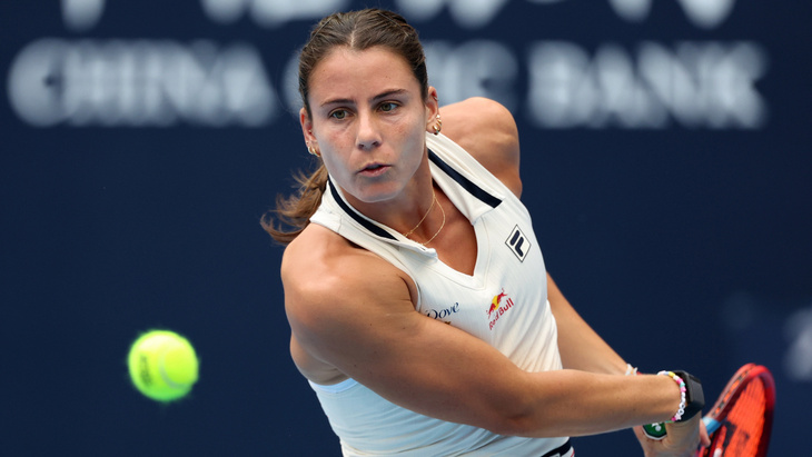 Эмма Наварро