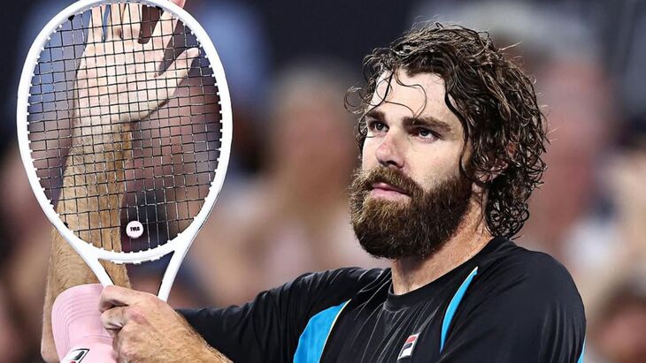 Райли Опелка