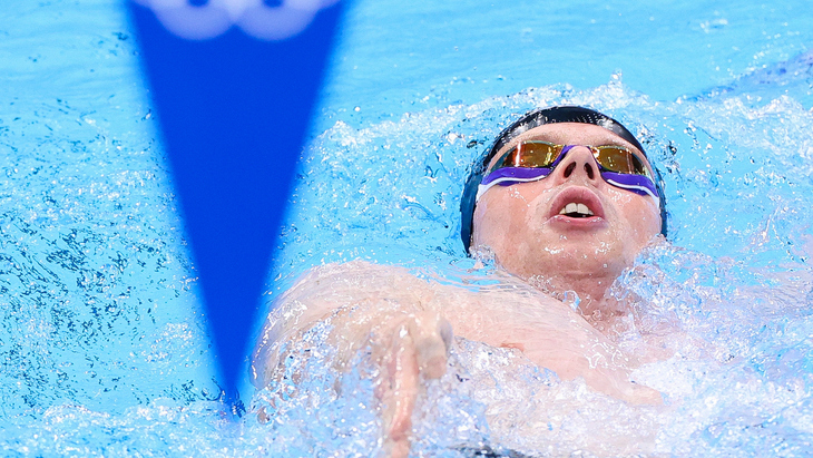 Александр Кудашев продолжает борьбу за медаль